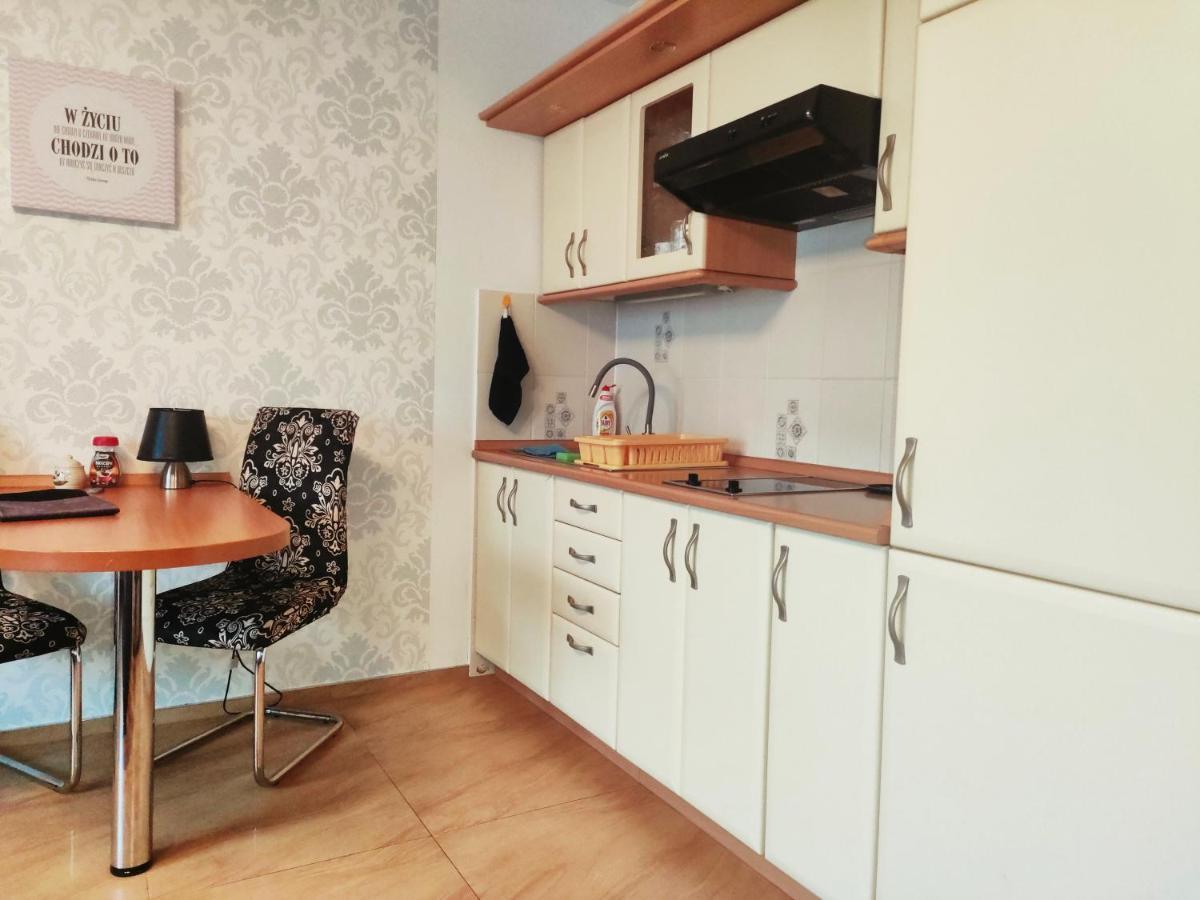 Apartament Klonowa 코워브제크 외부 사진